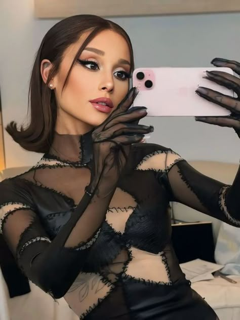 Ariana Grande Cat, Dan Humphrey, Brunette Bob, Sam & Cat, Ariana Grande Photos, Cat Woman Costume, Old Singers, Ariana G, Charlotte Casiraghi