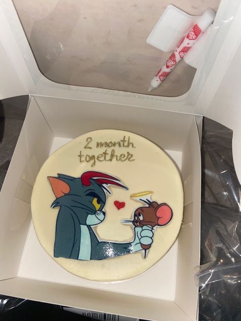 Tom And Jerry Cake Designs, Tom And Jerry Birthday Cakes, Tom And Jerry Aesthetic, Tom Cake, Tom And Jerry Cake, Shrek Cake, Happy Birthday Quotes For Him, Tom Ve Jerry, Anniversary Cake Designs