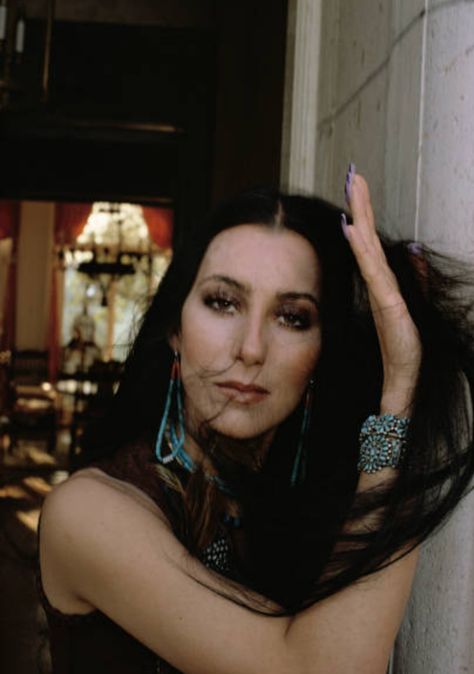 Cher Aesthetic, 70s Cher, Young Cher, Cher 70s, Douglas Kirkland, Cher Outfits, Cher Bono, Cher Photos, Estilo Emo