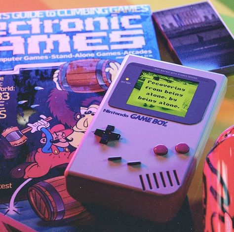 retro aesthetics Gameboy Aesthetic, 90s Games, 90s Video Games, Super Mario Land, Pokemon Red Blue, Nostalgia Aesthetic, Nintendo Gameboy, Vintage Video Games, 80s Aesthetic