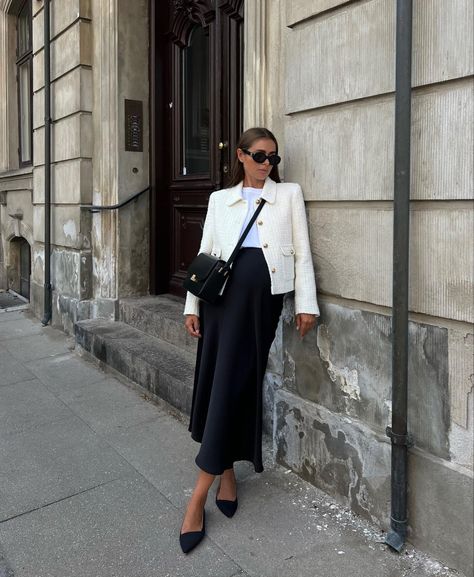 Women's Formal Wear, Outfit Feminine, Nz Fashion, Dressing Ideas, Classy Winter Outfits, Corporate Attire, Corporate Fashion, Office Chic, Bump Style