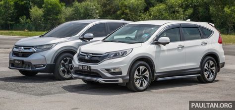 2017 #HondaCRV vs. 2015 #Honda #CRV - Old vs. New in 5 Live images http://bit.ly/2sA97hL?utm_content=buffer8c25c&utm_medium=social&utm_source=pinterest.com&utm_campaign=buffer Crv 2016, Honda Crv 2015, Honda Crv 2017, Crv 2017, Old Vs New, 2018 Honda Accord, Live Images, Crossover Suv, Gas Mileage