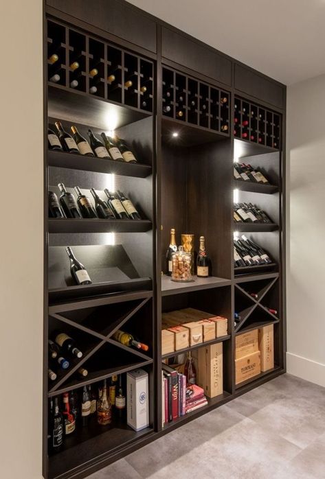 Under Stairs Wine Cellar, Wine Cellar Wall, Wine Storage Wall, Wine Room Design, Home Wine Bar, Wine Cellar Basement, Perjalanan Kota, Wine Rack Design, Wine Closet