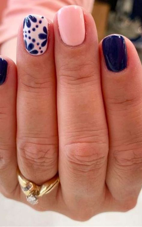 Fiesta Nails Designs, Mexico Nail Ideas, Tequila Nails, Talavera Nails, Fiesta Nails, Uñas Cute, Talavera Nail Art, Cruise Nails, Nails Flowers