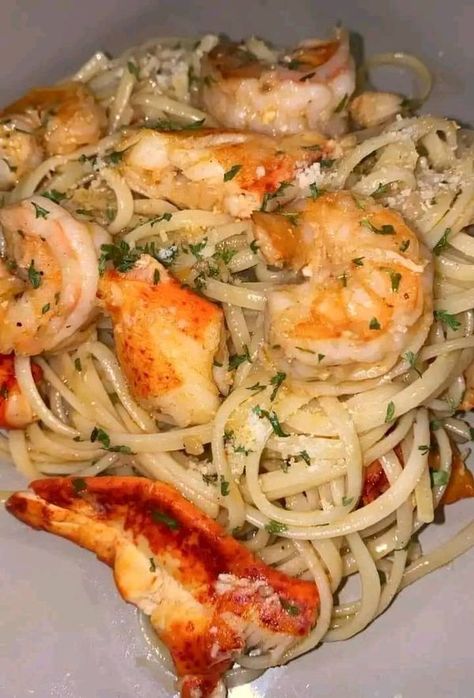 Easy Crockpot Recipes | Shrimp Scampi
I offer you this recipe in exchange for a simple "Yummy 😋" | Facebook Crockpot Recipes Shrimp, Shrimp Scampi Ingredients, Buttery Shrimp, Recipes Shrimp, Homemade Soup Recipe, Large Shrimp, Shrimp Scampi, Homemade Soup, Crockpot Recipes Easy