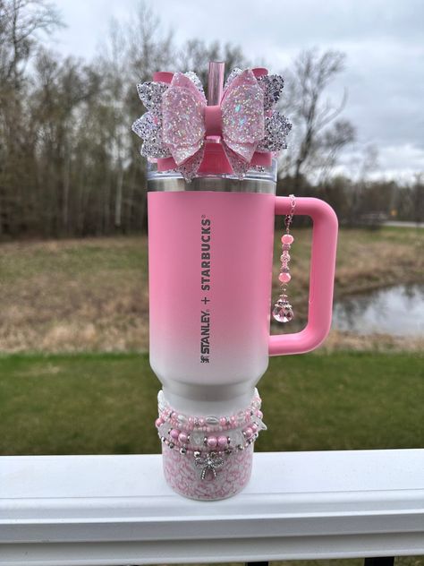 Pink and Silver Straw Bow Sweet Pink - Etsy Pink Drink Gifts, Stanley Ideas, Girly Outfit, Pink Customized Cups, Pink Blinged Starbucks Cup, Pink Rhinestone Starbucks Cup, Pink Sparkly Tumbler Cups, Girly Christmas Gifts, Pink Gift Ideas