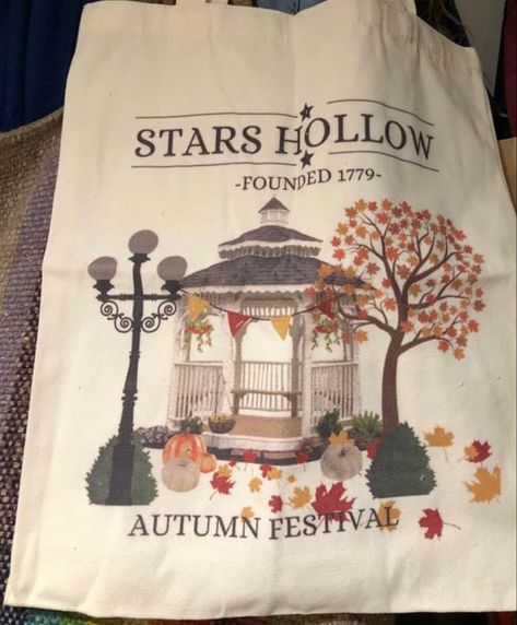 Gilmore Girls Tote Bag, Gilmore Girls Merch, Gilmore Girls Stars Hollow, Girls Tote, Stars Hollow, Bag Ideas, Bags Aesthetic, Fall Festival, Gift List