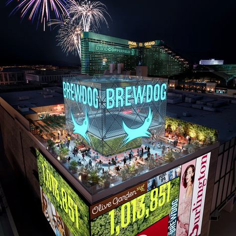 Brewdog Rooftop Bar Opening on the Las Vegas Strip - Eater Vegas 40th Birthday In Vegas, Coffee Shops Las Vegas Strip, Ice Bar Las Vegas, Best Las Vegas Restaurants On The Strip, Las Vegas Restaurants On The Strip, Wagyu Beef Burger, Las Vegas Bars, Vegas Bars, Las Vegas Bars On The Strip