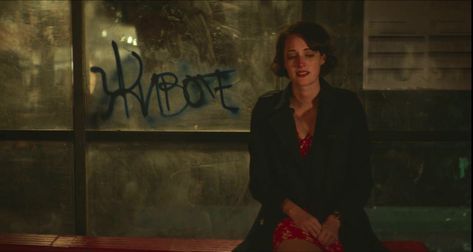 Fleabag Bus Stop, Fleabag Laptop Wallpaper, Fleabag Screencaps, Fleabag Wallpaper Desktop, Fleabag Stills, Movie Laptop Wallpaper, Fleabag Era, Breathing Meditation, Macbook Wallpaper