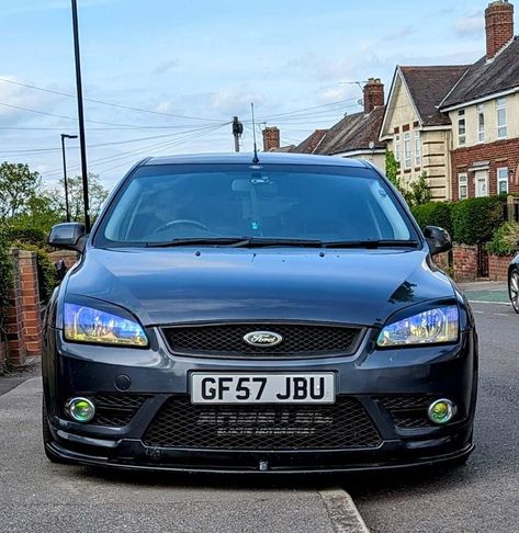 Ford Focus Mk2 Modified, Ford Focus 2006, Ford Focus 2, Front Grill, Car Projects, Ford Focus, Tom Ford, Motorcycles, Ford