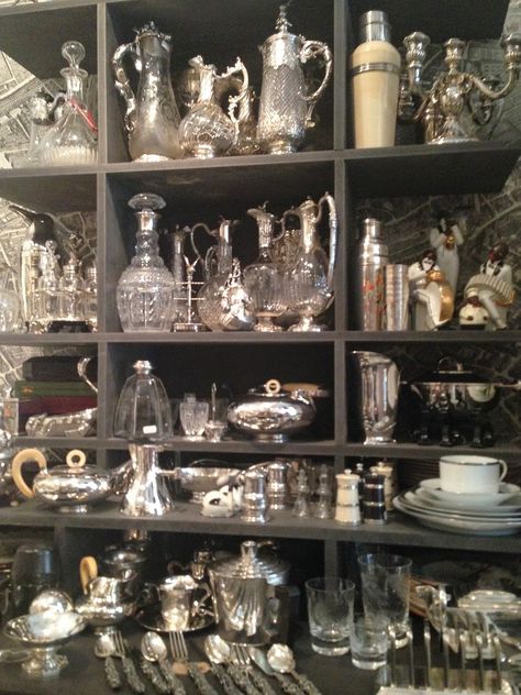 French Pantry, Silver Display, Butler’s Pantry, Vinegar Cruet, Chic Chic, Paris Shopping, Butler Pantry, Silver Decor, Butler's Pantry