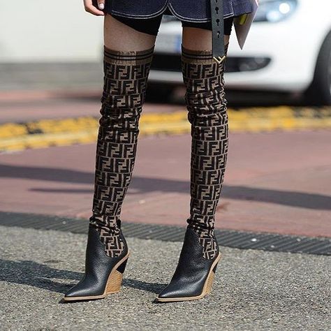 Have mercy .... I love these @fendi #fashion #style #UNAPOLOGETICDOPENESS‼️‼️‼️ Fendi Socks, Over The Knee Sock Boots, Sock Boots Outfit, Fendi Boots, Shoe Wardrobe, Fantastic Shoes, Sock Boots, 2017 Fashion Trends, Over The Knee Socks