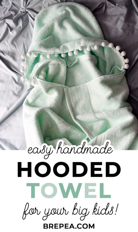 If you're wondering how to make DIY hooded towels for kids, this tutorial is very beginner friendly and easy! This free pattern is for boys or girls, and would look great at home or on the beach. How To Make Hooded Towels For Kids, Diy Hooded Towel Kids, Hooded Towel Tutorial Free Pattern, Baby Towels Hooded Diy, Hooded Bath Towels For Kids Free Pattern, Hooded Towels For Kids Diy, Baby Towel Diy, Diy Hooded Towel, Beach Towel Dress