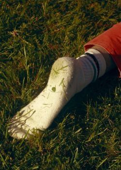 james potter Trik Fotografi, Foto Ideas Instagram, White Socks, Snl, 인물 사진, The Grass, Photography Inspo, Gq, My Aesthetic