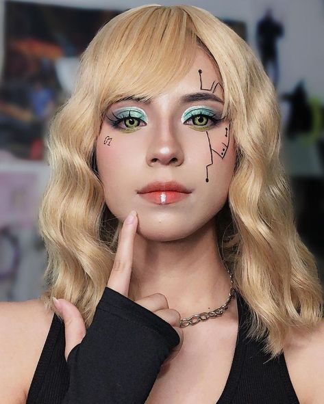 Sci Fi Makeup, Techwear Girl, Cyberpunk Costume, Cyberpunk Makeup, Futuristic Makeup, Alien Makeup, Estilo Cyberpunk, Anime Cosplay Makeup, Neon Makeup