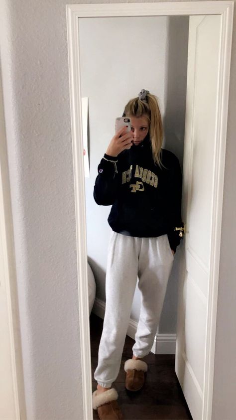 sweatshirt- georgia tech sweats- victoria secret slippers- uggs Comfy Outfits For School Ugg Slippers, Sweatpants And Slippers Outfit, Cute Slipper Outfits For School, Cute Outfits For Winter For School, Cute Outfits With Slippers, Winter Slippers Outfit, Comfy Sweats Outfit, Sweats Outfit Winter, Outfits With Slippers