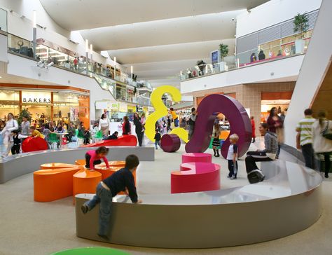 Punctuation Playground Mall Playground, Mall Ideas, Indoor Amusement Parks, Shopping Mall Design, Kids Play Spaces, Theme Board, Japanese Kids, Childrens Shop, Play Ground