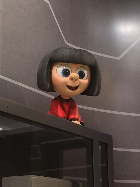 Disney World Edna Mode exhibit Edna Aesthetic, Edna Moda Wallpaper, Edna Mode Wallpaper, Edna Incredibles, Aunt Edna, Childhood Memories Aesthetic, Disney Notebook, Memories Aesthetic, Aquarius Art