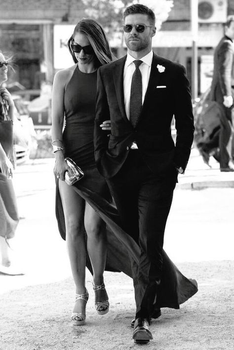 Luxury Lifestyle Couple Chic, Luxury Lifestyle Couple, Der Gentleman, Luxury Couple, Wealthy Lifestyle, Luxury Lifestyle Fashion, Elegant Couple, Luxury Lifestyle Women, Classy Couple