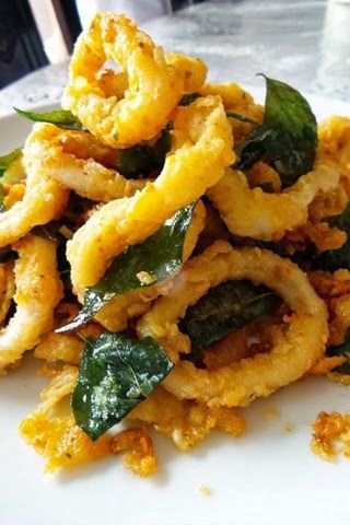 Lent Food, Pescatarian Food, Malaysian Recipes, Squid Recipes, Calamari Recipes, Asian Recipe, Prawn Recipes, Delivery Menu, Molluscs