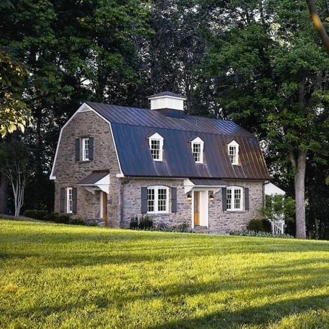 Modern Dutch Colonial, Goodstone Inn, Dutch Cottage, Gambrel House, Middleburg Va, Dutch Colonial Revival, Gambrel Exterior, Things To Do In Virginia, Middleburg Virginia