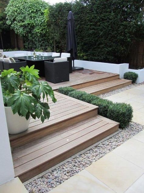 Modern Front Deck, Elevated Patio, Décoration Table Halloween, Garden Design Ideas Inspiration, Garden Design Ideas On A Budget, Design Per Patio, Ikea Ideas, Front Deck, Patio Garden Design