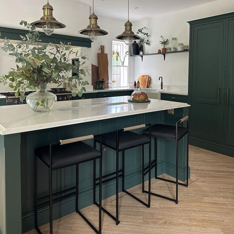 Valspar (@valsparpaint) • Instagram photos and videos Tom Howley Kitchen, Tom Howley Kitchens, Tom Howley, Sleepless Night, Kitchen Showroom, Perfect Paint Color, Coffee Station, Color Filter, Color Of The Year