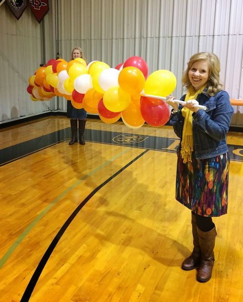 Making a fun balloon arch can be a great addition to your party or event, and I don’t know another way to get this great of an impact for around $10! I recently put one together for a fall fe… Easy Diy Balloon Arch, Diy Balloon Arch, Homecoming Decorations, Balloon Arch Diy, Balloon Frame, Prom Decor, Balloon Twisting, Diy Balloon, Parade Float