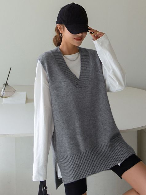 Grey Casual Collar  Fabric Plain  Embellished Slight Stretch  Women Knitwear Fame Clothes, Grey Vest, Outfit Mujer, Hem Sweater, Sweater Vest Women, Neue Outfits, Split Hem, Knitwear Women, Womens Vest