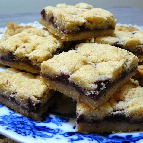 Czechoslovakian Cookies Recipe Czech Desserts, Tea Cookie, Slovak Recipes, Czech Recipes, Easy Blueberry, Tea Cookies, Pastry Desserts, Chamomile Tea, Brownie Bar