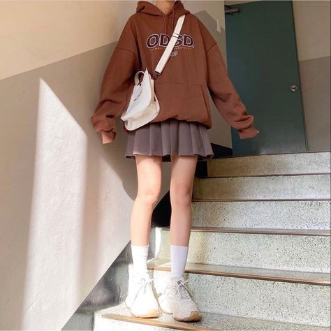 Outfits Japan, Cottagecore Fashion Skirts, Mode Kawaii, Baby Spice, Rok Mini, Looks Pinterest, Dark Academia Fashion, Cute Skirt Outfits, Academia Fashion