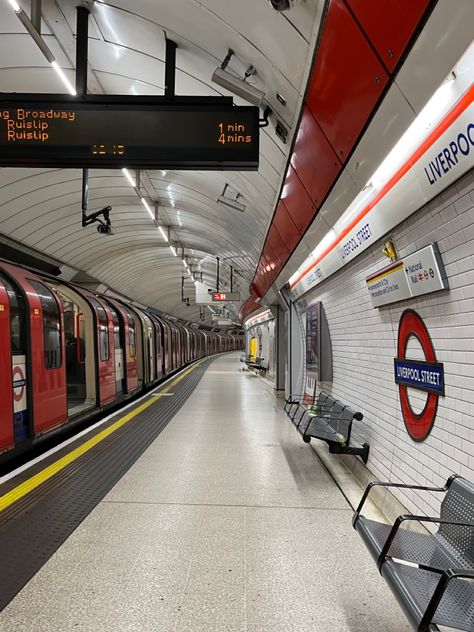 Anime Bg, London Underground Train, Underground Train, London Underground Tube, Underground Tube, Train Map, London Underground Stations, London Vibes, Travel Store