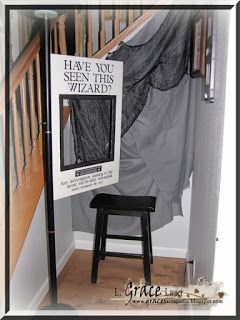 Uniquely Grace: Prisoner of Azkaban "Wanted Poster" Photo Booth Tutorial for Harry Potter Party Post #8 Greek Library, Hp Cake, Harry Potter Motto Party, Baby Harry Potter, Harry Potter Shower, Harry Potter Bridal Shower, Hogwarts Party, Harry Potter Halloween Party, Deco Halloween