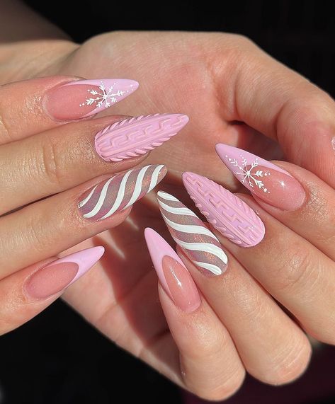 Winder Nails, Pink Winter Nails, Pink Stiletto Nails, Candy Cane Pattern, Office Nails, Stiletto Nails Designs, Pink Winter, Striped Nails, Soft Nails