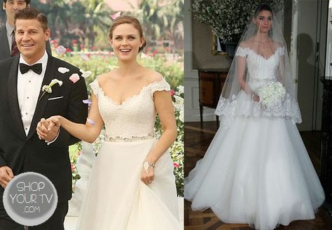 Temperance Brennan Outfits, Deep V Neck Wedding Dress, Being Mary Jane, Ball Outfits, Temperance Brennan, Romona Keveza, True Summer, A Line Bridal Gowns, Full Tulle Skirt