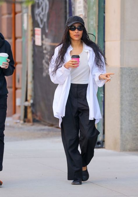 Zoe Kravitz Style, Zoe Isabella Kravitz, Stile Kendall Jenner, Zoe Kravitz, Beautiful Dresses For Women, Jane Birkin, Celebrity Street Style, Street Style Chic, Mode Inspo