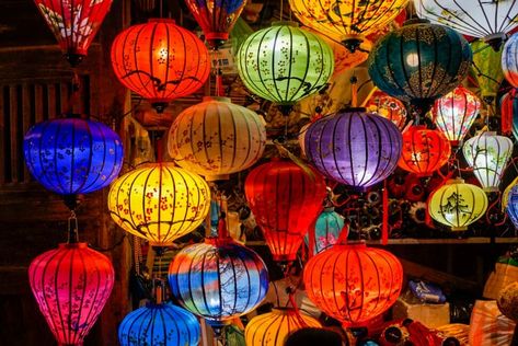 Making Hoi An Lanterns with the Lantern Lady - No Back Home Paper Lantern Making, Silk Lanterns, Bamboo Lantern, Traditional Lanterns, Hanging Lamp Shade, Garden Lanterns, Wedding Lanterns, Lantern Set, How To Make Lanterns