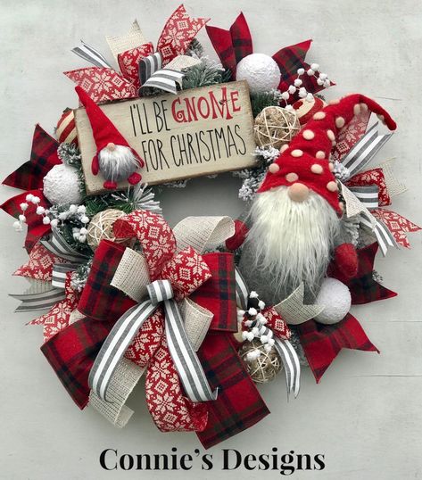 ConniesDesignsWreath Country Christmas Decorations, Xmas Wreaths, Gnomes Crafts, Christmas Wreaths Diy, Wreath Crafts, Scandinavian Christmas, Felt Christmas, Christmas Deco, Xmas Crafts