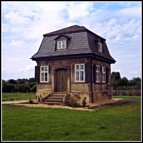 tiniest manor house My Dream House, Cute Little Houses, Mansard Roof, Small Cottages, Storybook Cottage, Modern Tiny House, Small Buildings, Tiny Houses For Sale, Cabins And Cottages