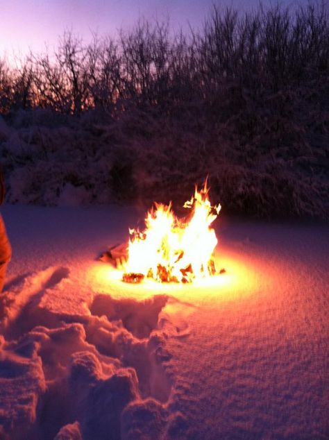 Bonfire on the snow. What a great thought! Snow And Fire Aesthetic, Fire In The Snow, Fire In Snow, Cruel Shifterverse, Winter Bonfire, December Solstice, Winter Fire, Snow Night, Dark Forest Aesthetic