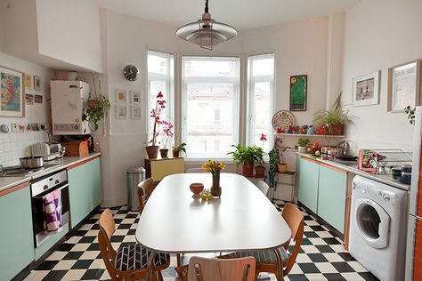 Credit: Robert Ormerod As Spring envisaged, the kitchen is now the hub of their home. “We don’t have wall units in there, just lots of artwo... Glasgow Tenement, Tenement Flat, 50s Interior Design, 1950s Interior Design, 50s Interior, 1950s Interior, 50s Home, 50s House, 60s Interior