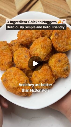 Keto Nuggets, 3 Ingredient Chicken, Chicken Nugget Recipes, Egg Cheese, Keto Cooking, Chicken Bites, Easy Cheesy, Low Carb Chicken, Cheesy Chicken