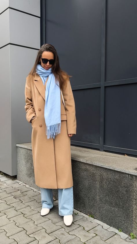 Beige coat outfit Beige Coat Outfit, Tan Coat, Beige Coat, Coat Outfit, Blue Scarf, Winter Fits, Coat Outfits, Blue Outfit, Casual Winter Outfits