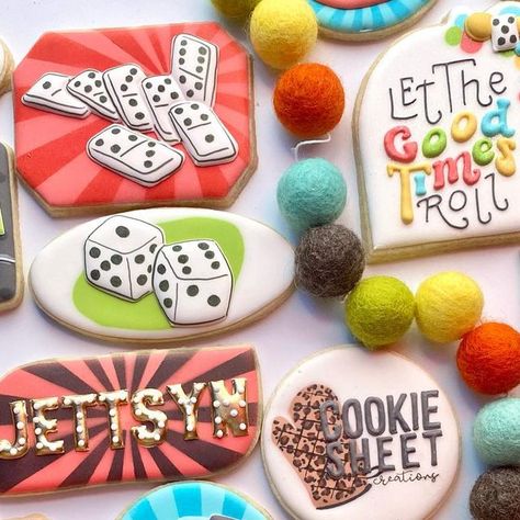 Chess Cookies Decorated, Game Night Cookies Decorated, Dice Cookies Decorated, Game Night Cookies, Game Cookies Decorated, Dice Cookies, Gambling Cookies Decorated, Game Night Theme, Cookie Room