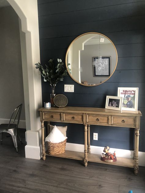 Navy Blue Accent Wall Entry Way, Blue Foyer Walls Entryway, Dark Wall Entryway, Navy Entryway, Dark Blue Entryway, Navy Blue Entryway, Entryway Color Ideas Paint, Dark Entryway Ideas, Navy Hallway