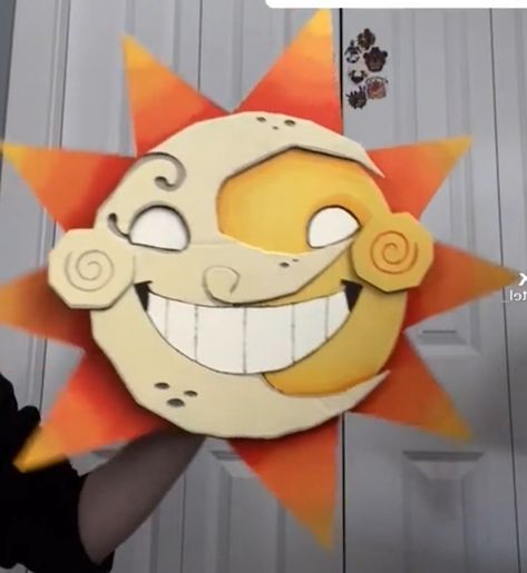 Sundrop Mask Tutorial Fnaf, Sun And Moon Mask Fnaf, Sun Mask Fnaf, Sundrop Mask Tutorial, Sundrop Mask, Sundrop Cosplay, Sundrop Moondrop, Mascara Tutorial, Sun Mask