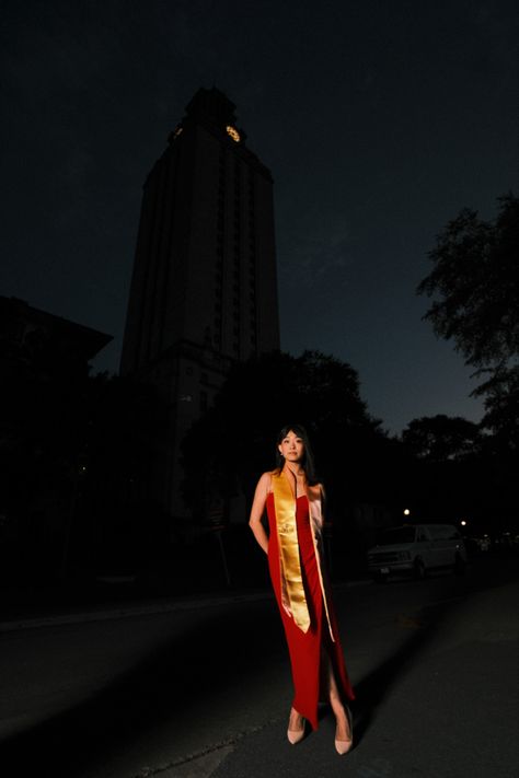 Night Time Graduation Photoshoot, Untraditional Grad Photos, Artistic Graduation Photos, Nighttime Graduation Pictures, Night Time Graduation Photos, Cinematic Graduation Pictures, Alternative Graduation Pictures, Night Graduation Photoshoot, Untraditional Graduation Photos