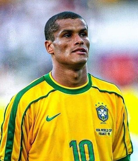 Football Brazil, Rivaldo, Vintage Soccer, Football Stickers, Football Cards, Neymar Jr, Fifa World Cup, Football Soccer, Samba