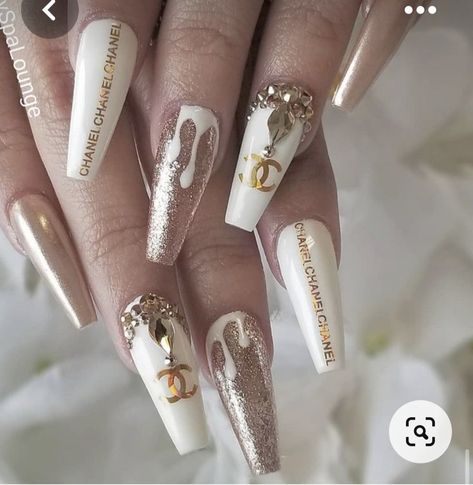 Chanel Nails Design, Nail Designs Bling, Posh Nails, Bling Nail Art, Nail Pinterest, Extension Nails, Idea Nail, Nails Sparkle, Purple Acrylic Nails