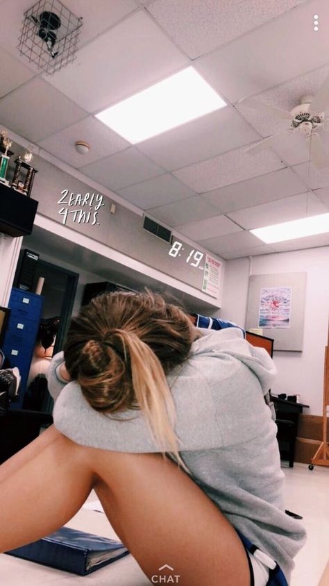 ☆P I N T E R E S T : @annaxlovee☆ School Sucks, School Goals, American High School, High School Life, Bff Pictures, Friend Goals, School Motivation, Best Friend Pictures, Friend Photos